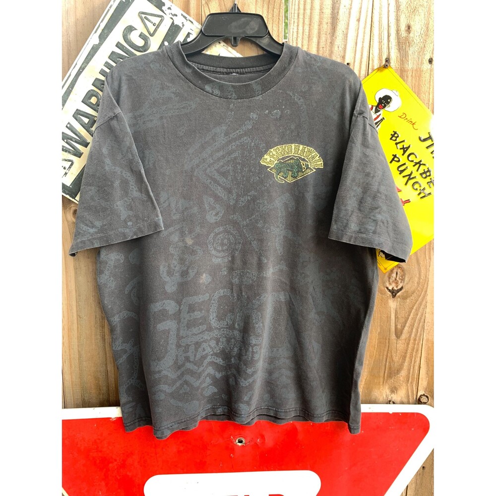 Vintage 90s Grey vintage Gecko Hawaii all over print tee Hawaii Size L